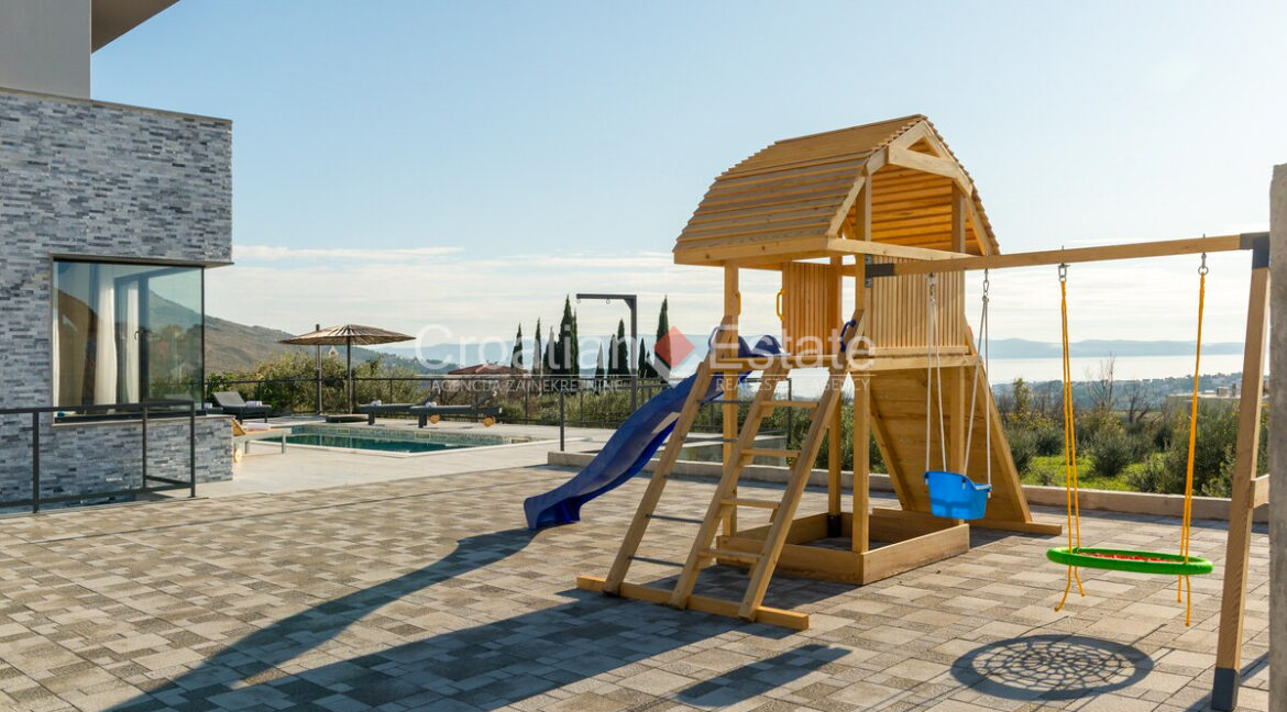 croatia-split-area-villa-sea-view-pool-garage-sale(107)