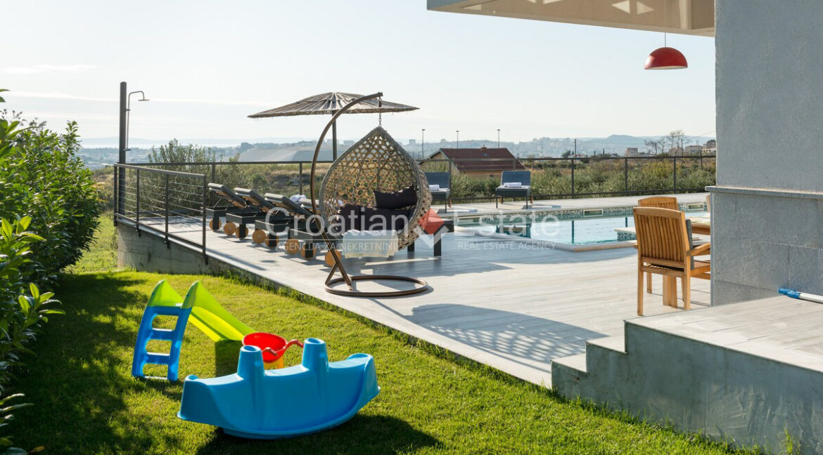 croatia-split-area-villa-sea-view-pool-garage-sale(111)