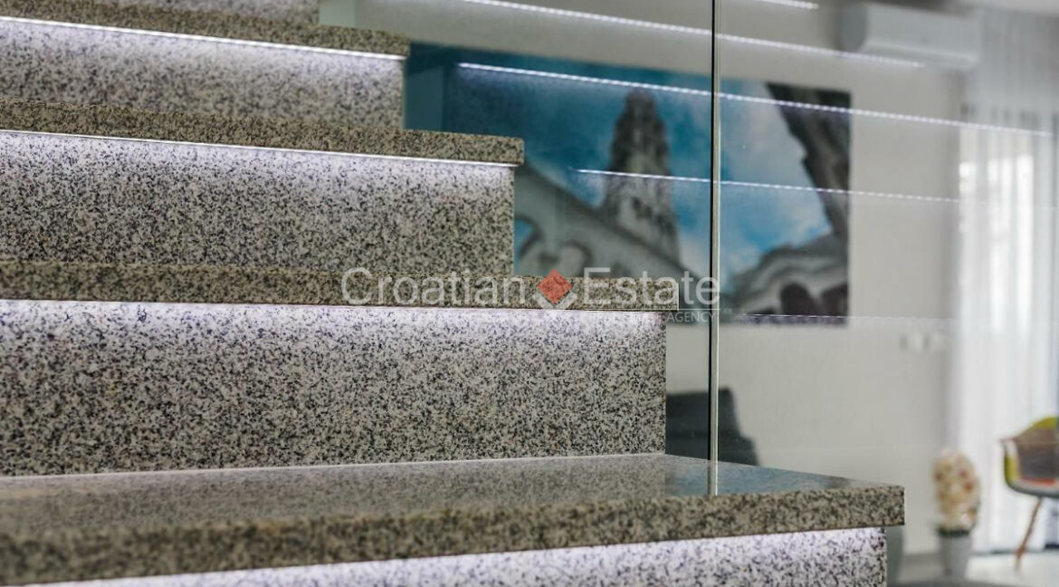 croatia-split-area-villa-sea-view-pool-garage-sale(123)