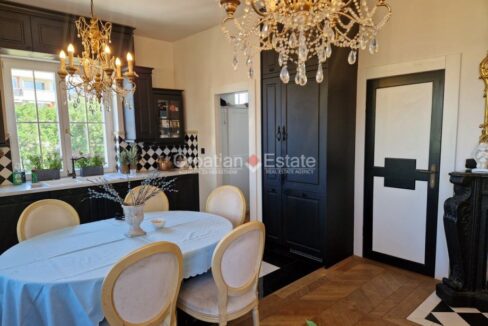 croatia-split-bacvice-flat-sea-view-attic-prime-location-sale(105)