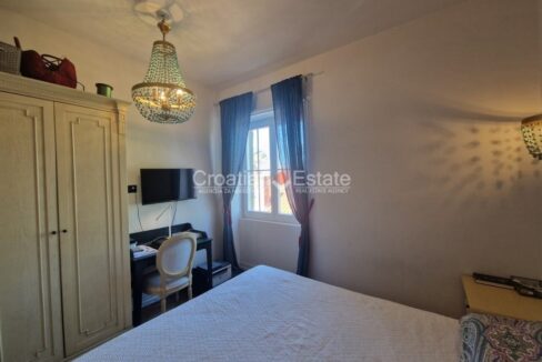 croatia-split-bacvice-flat-sea-view-attic-prime-location-sale(112)