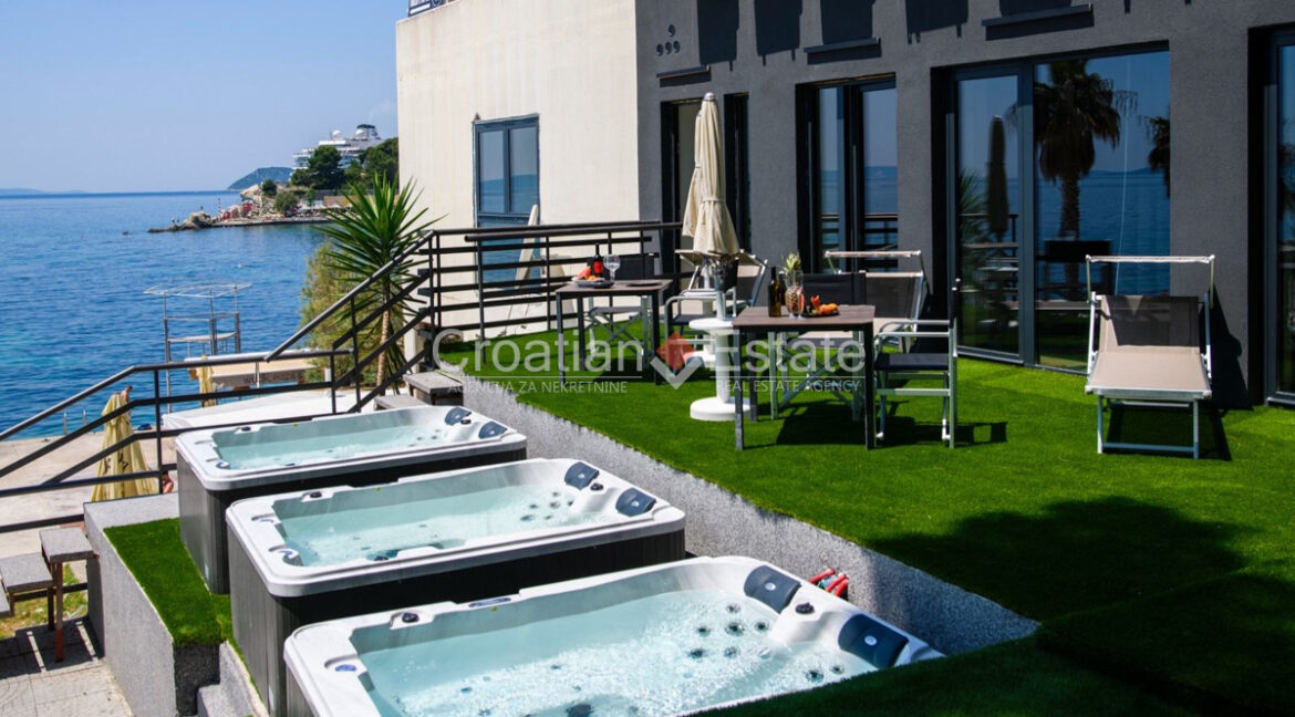 croatia-split-bacvice-rooms-seafront-luxury-sale(102)