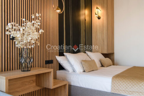 croatia-split-bacvice-rooms-seafront-luxury-sale(106)