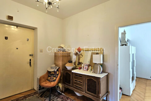 croatia-split-grad-flat-vintage-loggias-sale(102)