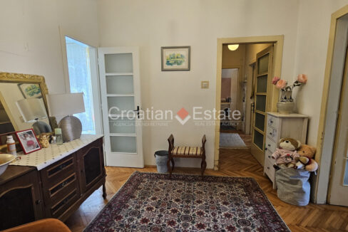 croatia-split-grad-flat-vintage-loggias-sale(103)