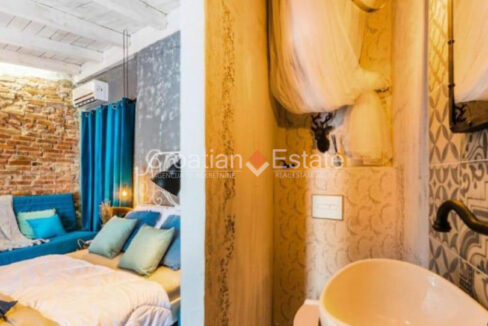 croatia-split-grad-stone-house-sale(105)