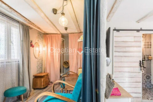 croatia-split-grad-stone-house-sale(106)
