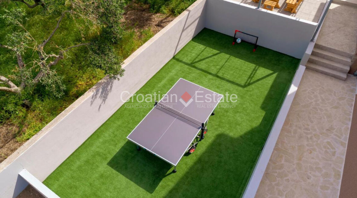 croatia-split-house-sea-view-pool-yard-sale(103)