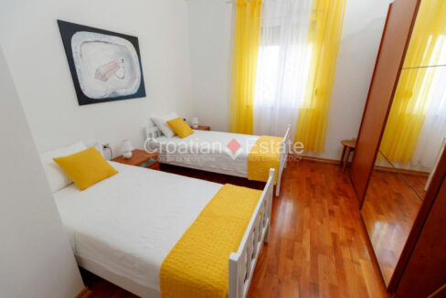 croatia-split-house-sea-view-pool-yard-sale(117)