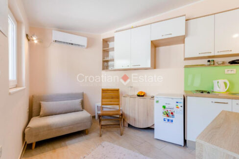 croatia-split-houses-pool-garden-barbecue-sauna-sale(105)