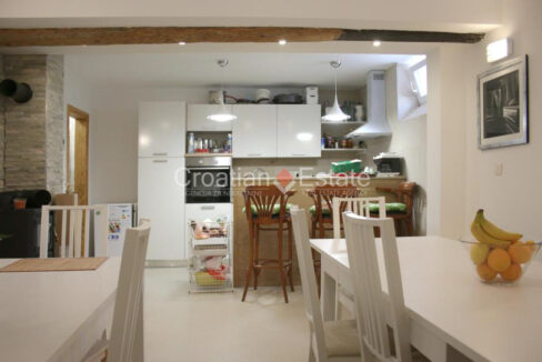croatia-split-houses-pool-garden-barbecue-sauna-sale(107)