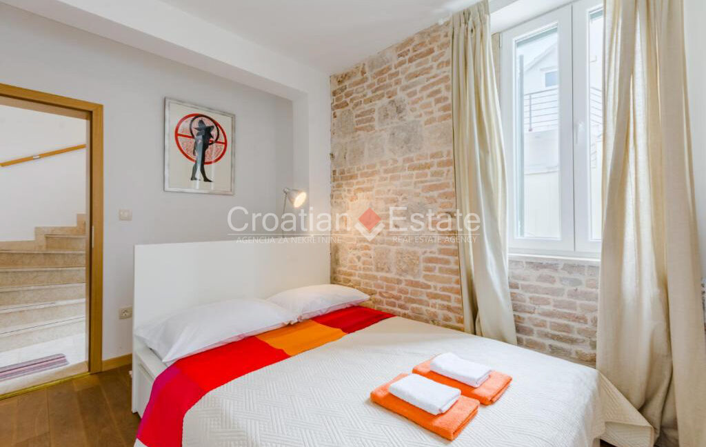 croatia-split-houses-pool-garden-barbecue-sauna-sale(112)