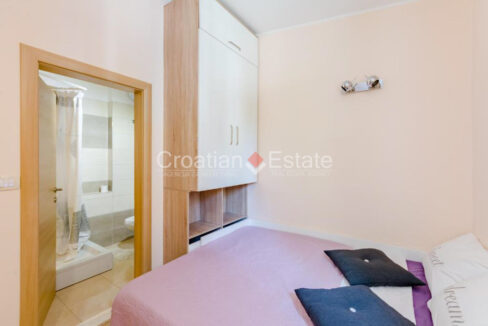 croatia-split-houses-pool-garden-barbecue-sauna-sale(114)