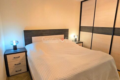 croatia-split-trstenik-flat-renovated-elegant-loggia-sale(110)