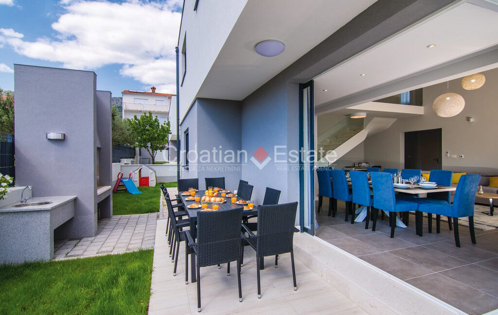 croatia-split-two-villas-pools-sale(104)