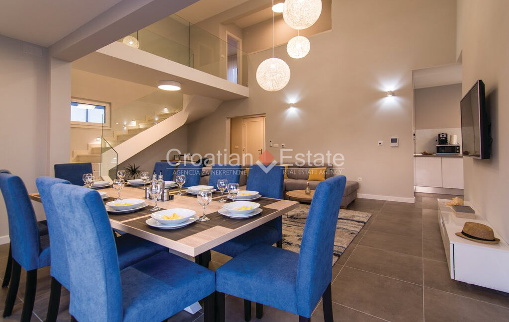 croatia-split-two-villas-pools-sale(106)