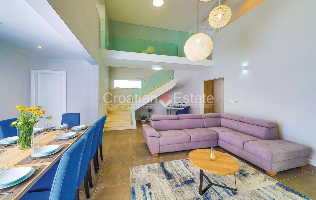 croatia-split-two-villas-pools-sale(107)