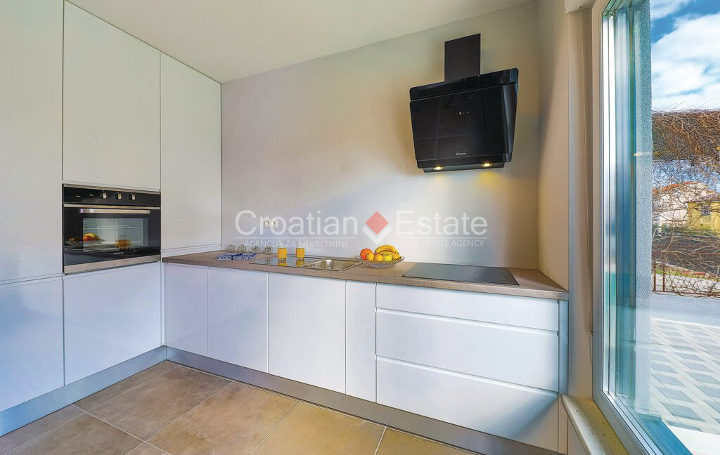 croatia-split-two-villas-pools-sale(108)