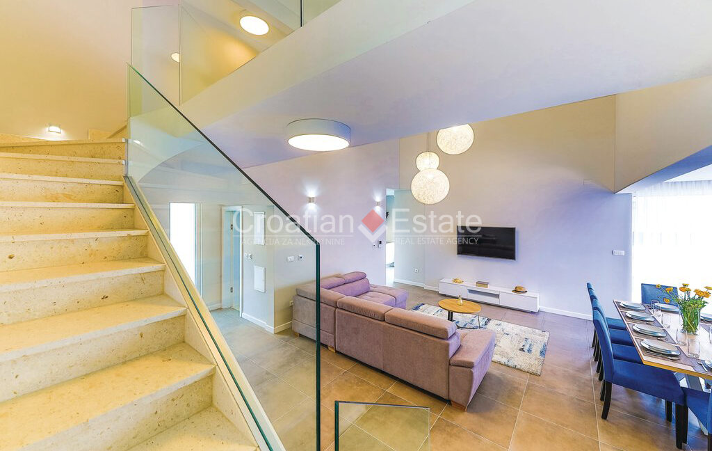 croatia-split-two-villas-pools-sale(111)
