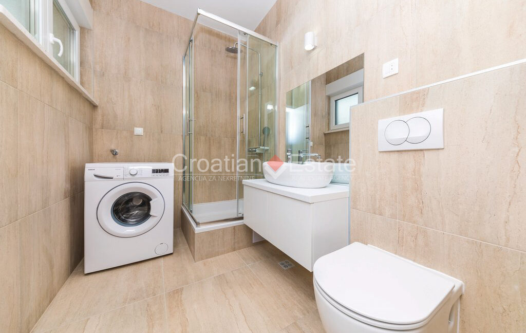 croatia-split-two-villas-pools-sale(120)