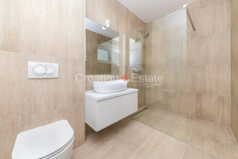 croatia-split-two-villas-pools-sale(122)