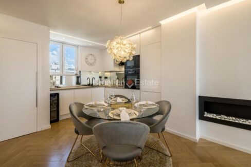 croatia-split-varos-apartment-woodshed-sale(103)