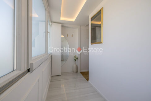croatia-split-varos-apartment-woodshed-sale(112)