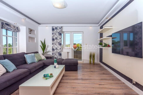 croatia-split-villa-pool-mountain-view-summer-kitchen-sale(112)