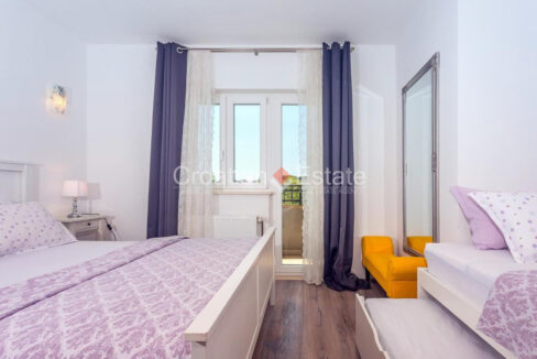 croatia-split-villa-pool-mountain-view-summer-kitchen-sale(117)