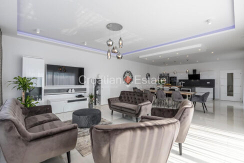 croatia-split-villa-sea-view-pool-sale(107)