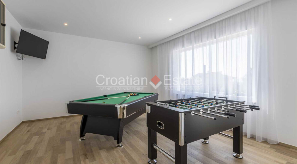 croatia-split-villa-sea-view-pool-sale(110)