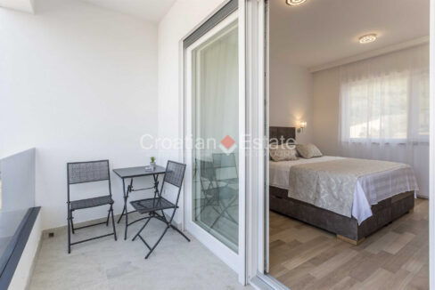 croatia-split-villa-sea-view-pool-sale(115)