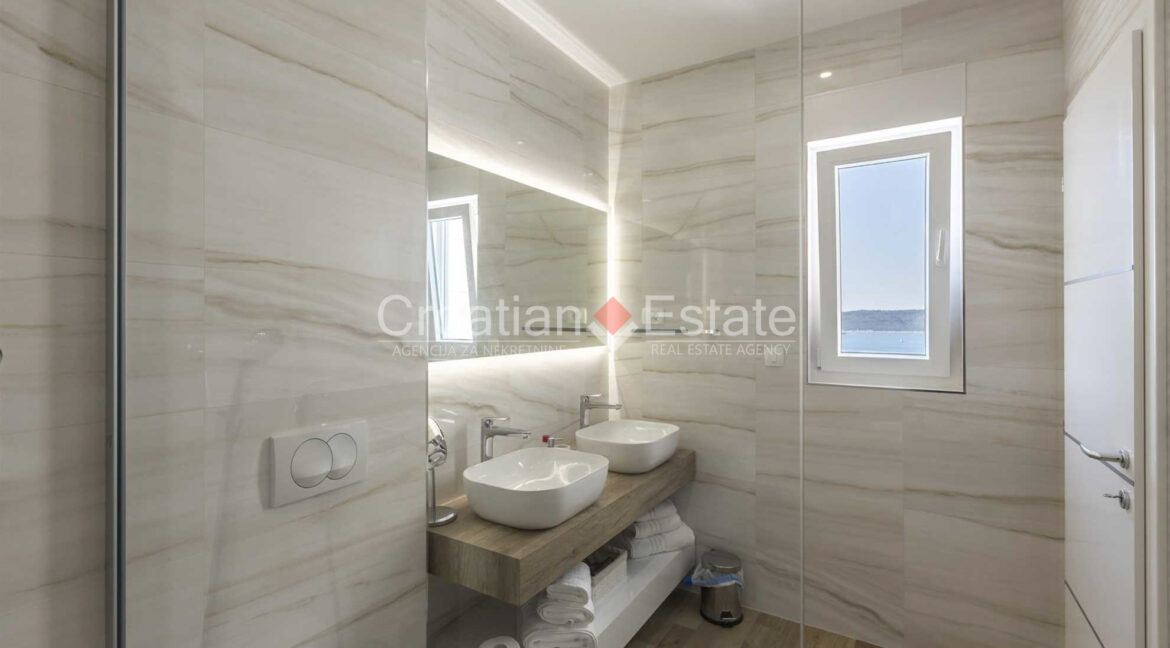 croatia-split-villa-sea-view-pool-sale(117)