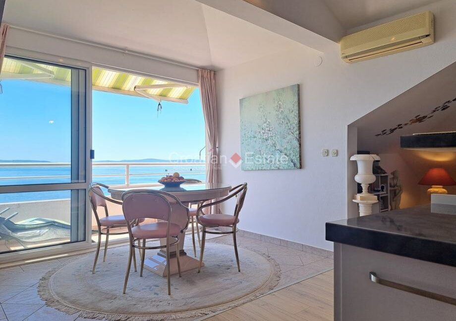 croatia-split-znjan-apartment-seafront-sale(101)
