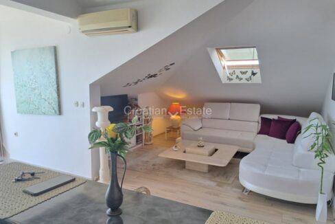 croatia-split-znjan-apartment-seafront-sale(103)