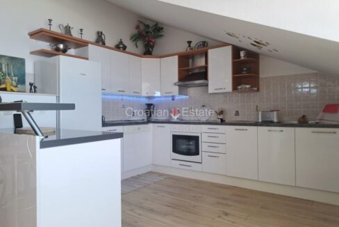 croatia-split-znjan-apartment-seafront-sale(104)