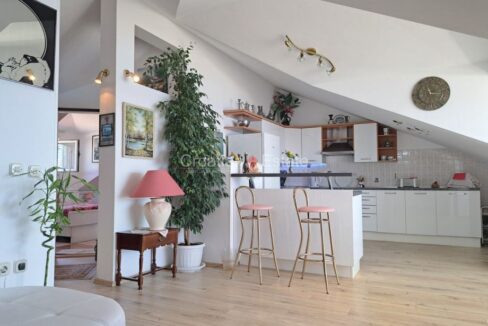 croatia-split-znjan-apartment-seafront-sale(105)