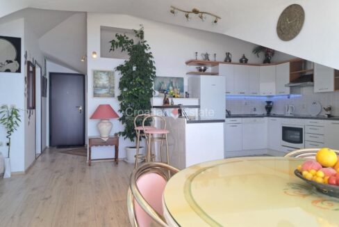 croatia-split-znjan-apartment-seafront-sale(106)