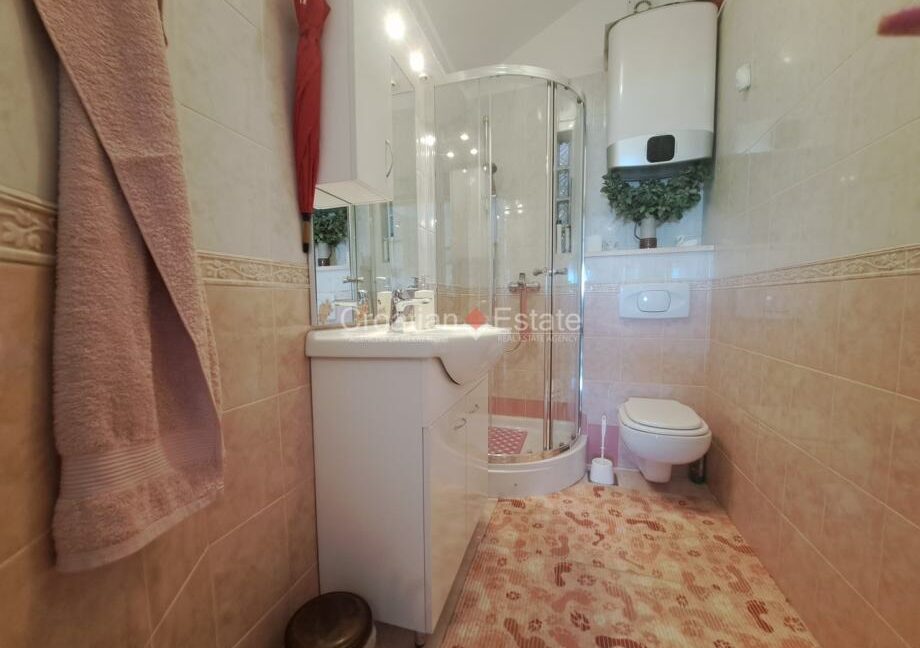 croatia-split-znjan-apartment-seafront-sale(111)