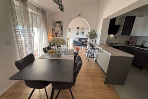 croatia-split-znjan-flat-sea-view-loggias-sale(105)