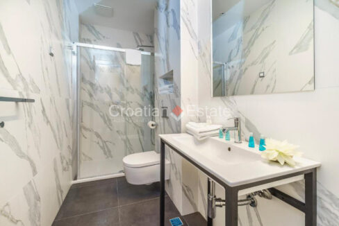 croatia-split-znjan-hotel-pool-spa-gym-parking-sale(116)