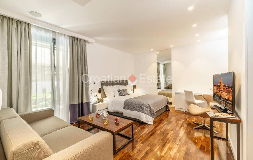 croatia-split-znjan-hotel-pool-spa-gym-parking-sale(117)