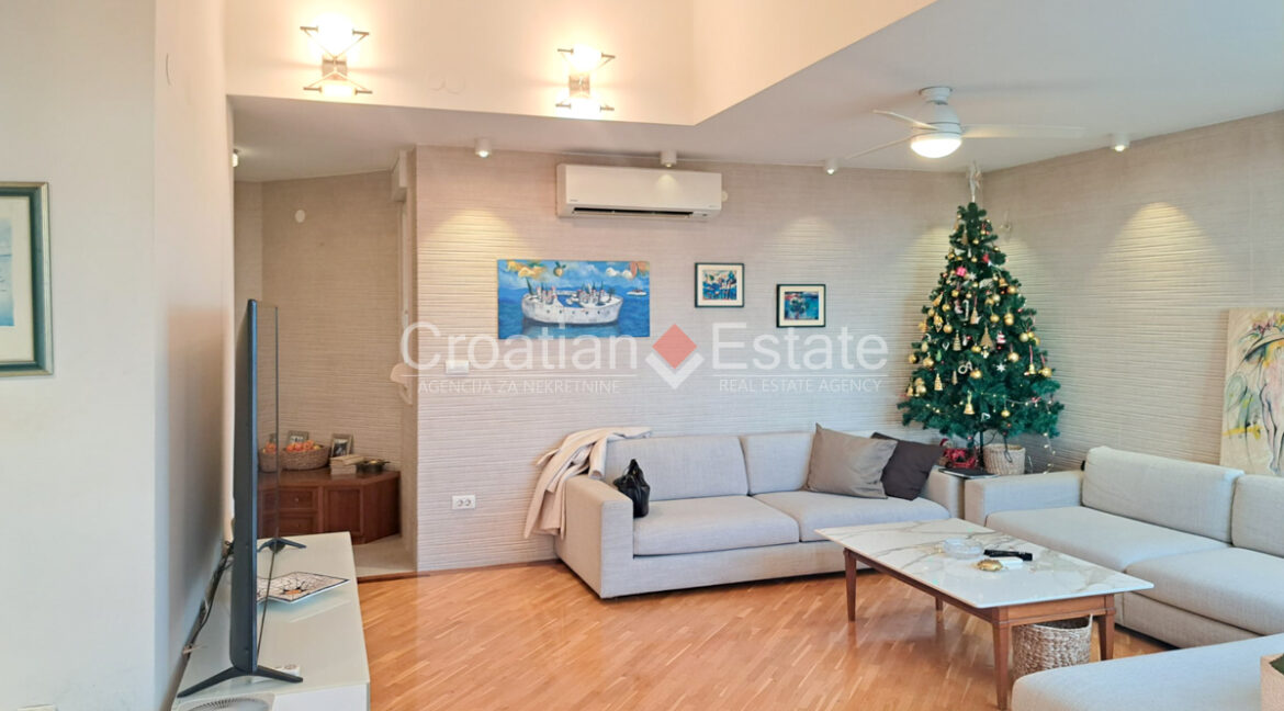 croatia-split-zvoncac-flat-sea-view-sale(104)