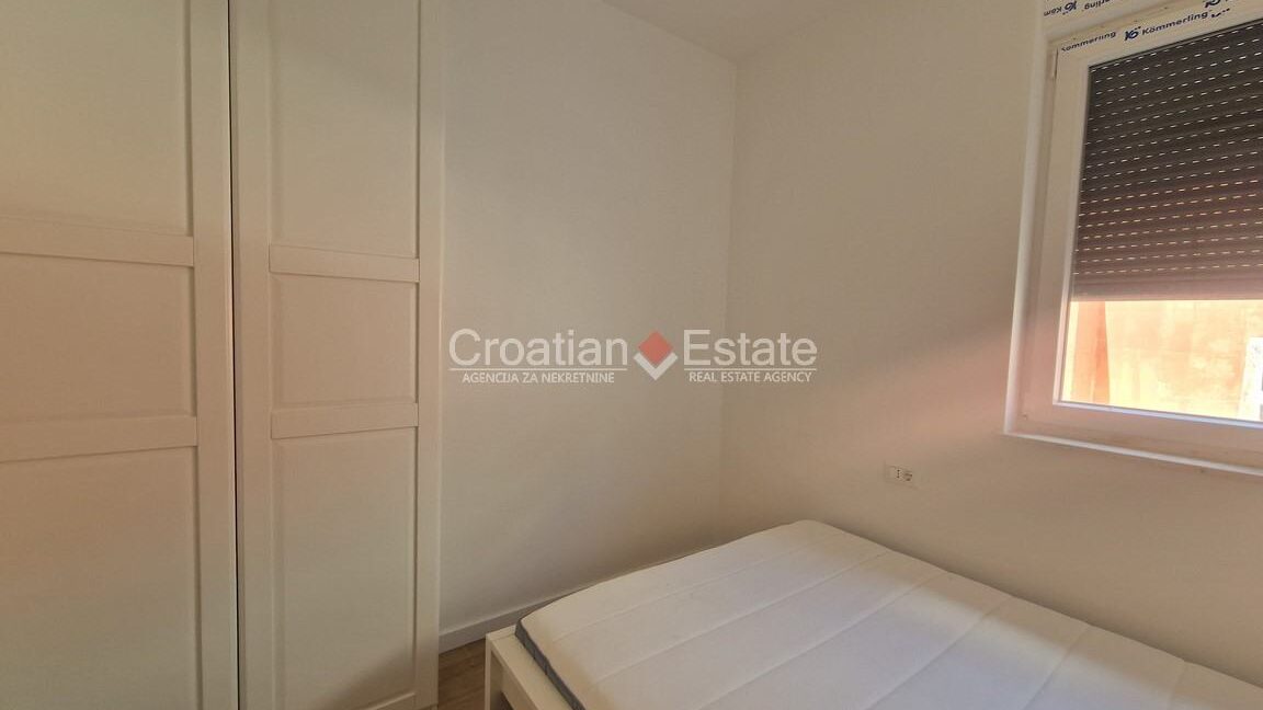 croatia-trogir-flat-loggia-garage-garden-sale(106)