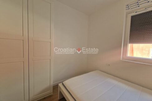 croatia-trogir-flat-loggia-garage-garden-sale(106)