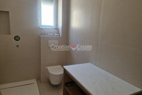 croatia-trogir-flat-loggia-garage-garden-sale(107)