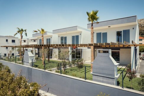 croatia-trogir-house-newly-built-yard-parking-sale(102)