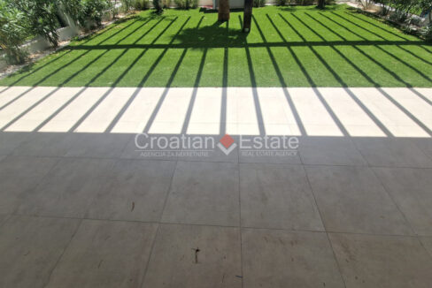 croatia-trogir-house-newly-built-yard-parking-sale(105)
