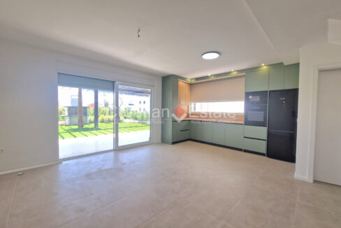 croatia-trogir-house-newly-built-yard-parking-sale(107)