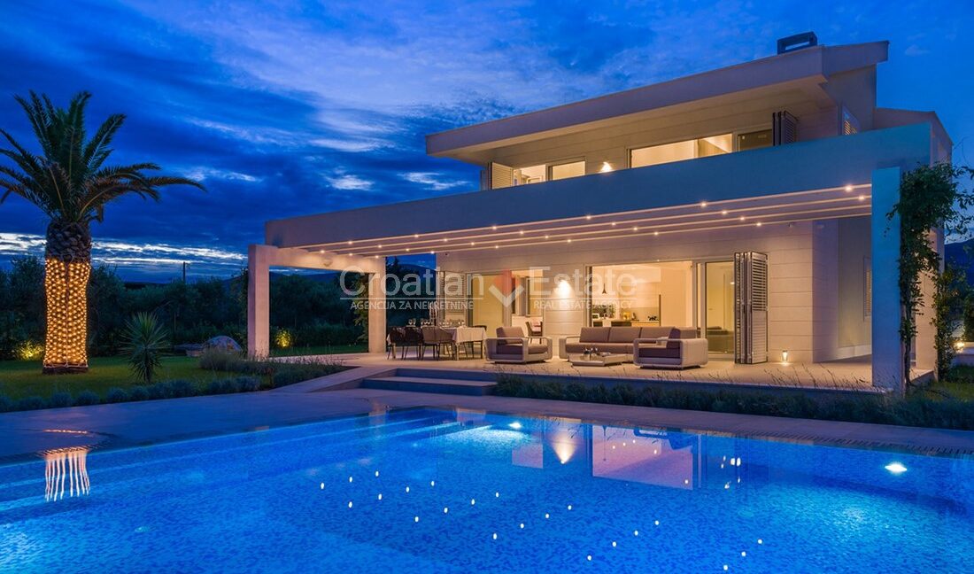 croatia-trogir-villa-seafront-sea-view-pool-sale(122)